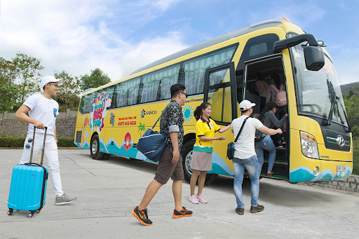 Đưa đón khách du lịch